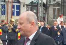 Favoritul pentru preluarea conducerii CEO – director pensionar cu venituri de 32.000 de lei pe lună și în proces cu compania!