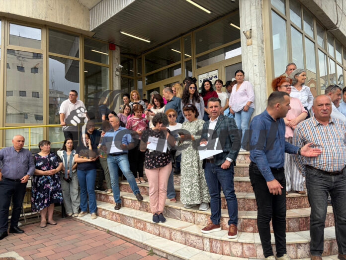 Proteste ale bugetarilor nemulțumiți de noua grilă de salarizare