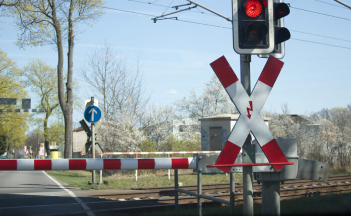 CFR face angajări în Gorj: posturi de acar și păzitor de barieră