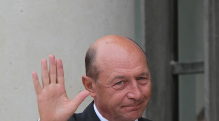 Băsescu toarnă gaz peste foc: Alegerile din 2024 au fost fraudate deliberat