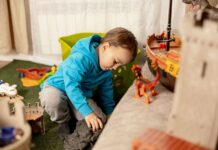 Ce jucării sunt potrivite pentru copiii de 2-3 ani