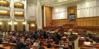 Clasa politică versus societatea civilă în statul de drept contemporan. Abordare teoretică şi practică
