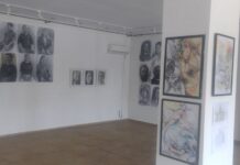 Expoziția de grup ,,ARTElierul nostru” își așteaptă vizitatorii la sediul Galeriilor Municipale de Artă ,,Constantin Brâncuși” din municipiul Târgu Jiu