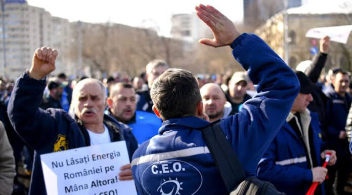 Ultimatum pentru șefii CE Oltenia! Angajații companiei sunt în pericol să nu mai poată ieși la pensie