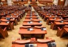 În plin blocaj guvernamental, parlamentarii intră în vacanță
