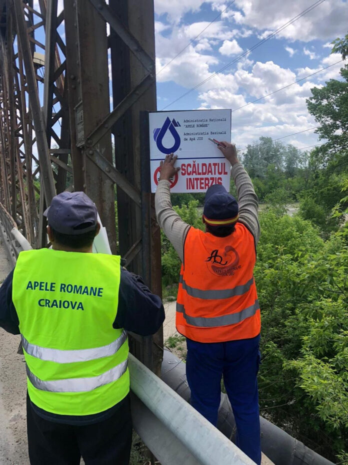 Avertizare: Scăldatul în râuri, strict interzis