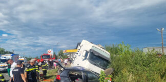 Două persoane rănite în accident la Câlnic
