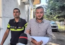 Reacția actualului primar și a fostului edil de la Dănești, după o noapte petrecută în arest