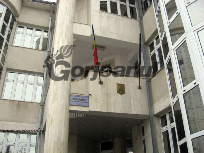 Familie de afaceriști gorjeni, deferită justiției pentru o evaziune fiscală de aproximativ 3,4 milioane de euro