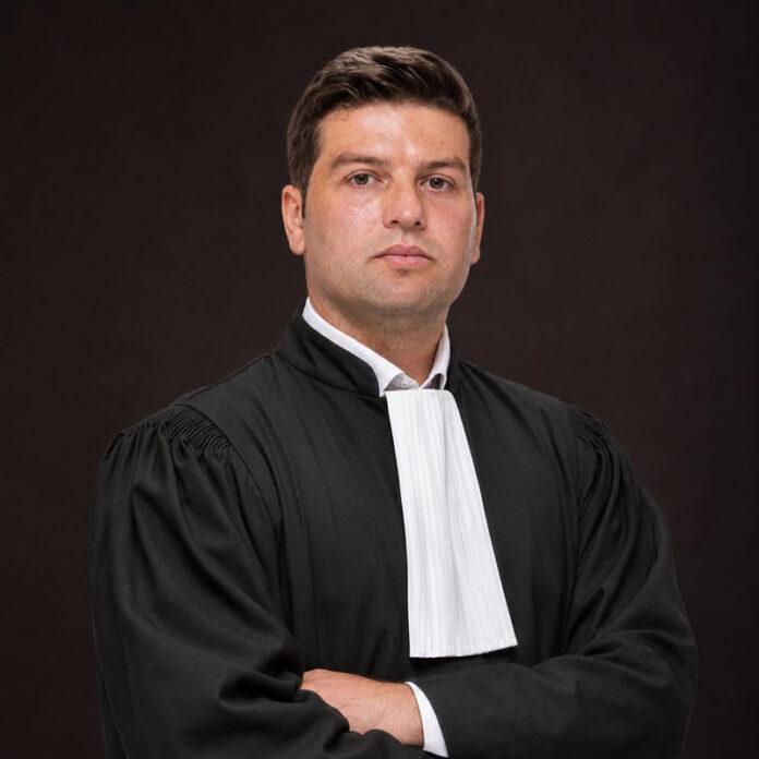 Dintr-un sat din Gorj, în paginile prestigiosului ziar Le Figaro. Povestea impresionantă a avocatului Antoniu Tudor