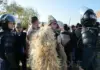 Protest: 5.000 de ciobani se duc peste guvernanți