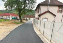 Asfaltări de drumuri în trei sate din Negomir