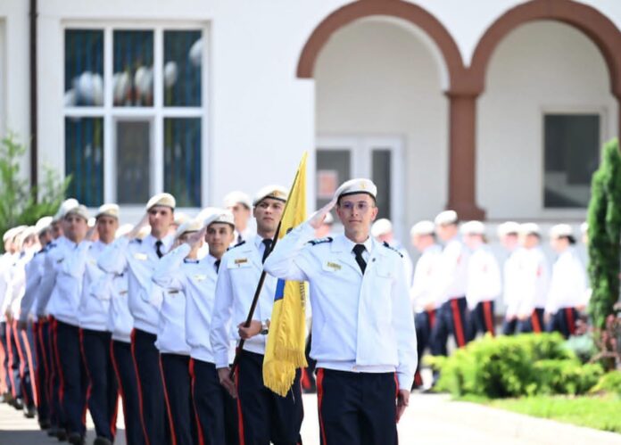 Elev din Motru, admis primul la Colegiul Militar din Craiova