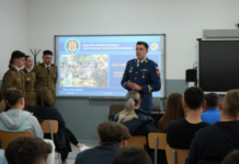 Gorj: Elevii de 18 ani, chemați la centrele militare