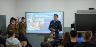 Gorj: Elevii de 18 ani, chemați la centrele militare