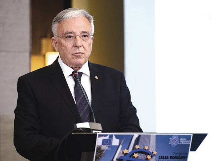 Avertisment de la BNR pentru milioane de români cu credite. Cum au fost furați oamenii cu rate
