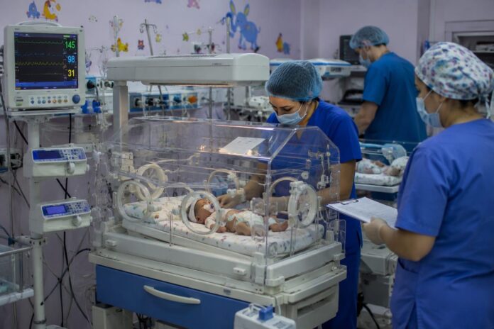 Când statul taie din sănătate, pacienții pot plăti cu viața