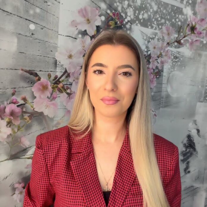O profesoară din Gorj, în finala „Ligii Profesorilor Excepționali”. Cum a reinventat orele de română