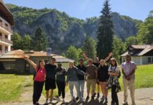 Au transformat voluntariatul în proiecte pentru comunitate