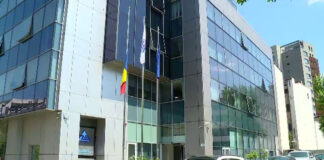 Solarul explodează ziua, cărbunele continuă să se închidă, importurile merg strună