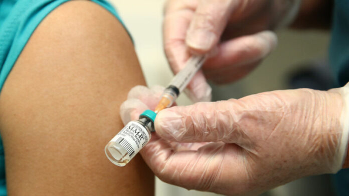 Ministerul Sănătății: Există stocuri suficiente pentru vaccinarea copiilor