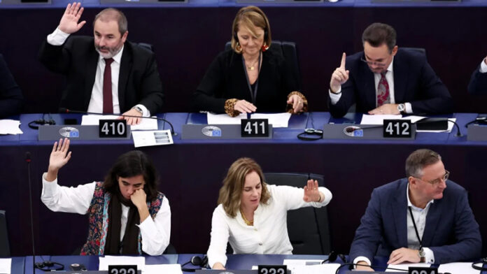 România va institui „votul prin proxy”