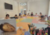Atelier de pictură la Biblioteca „Christian Tell” Gorj: forme simple, imaginație fără limite