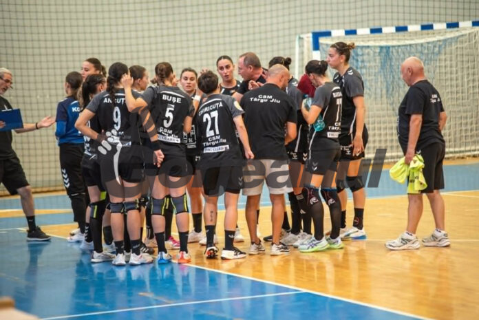 CSM-Târgu-Jiu,-handbal--(1)