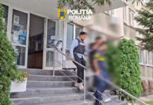 Minor de 17 ani, reținut de polițiști după ce ar fi lovit doi tineri, la Turceni
