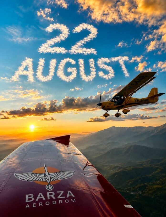 Avioane militare și zboruri acrobatice, sâmbătă, la Aerodromul Barza