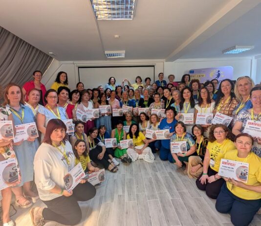 Un profesor gorjean, printre ambasadorii eTwinning din România