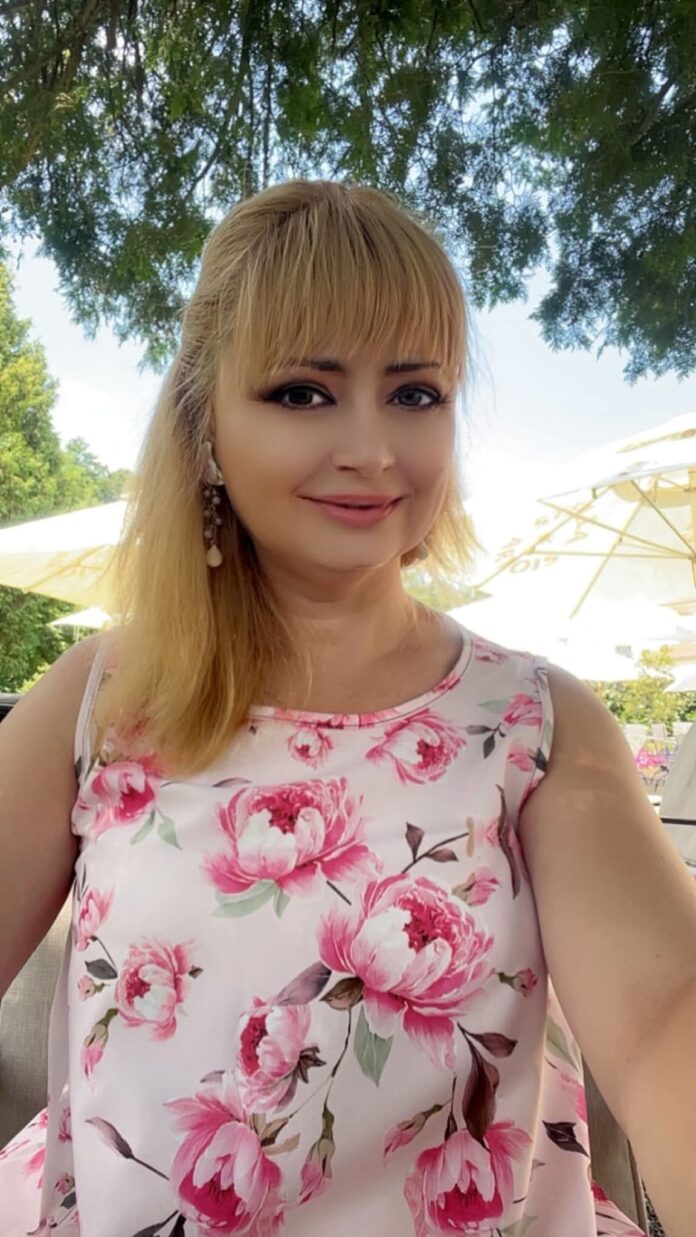 Cuvintele care vindecă și lumina unei sensibilități autentice – O cronică a volumului „Cuvinte vindecătoare” de Nicoleta-Katalina Pauliș