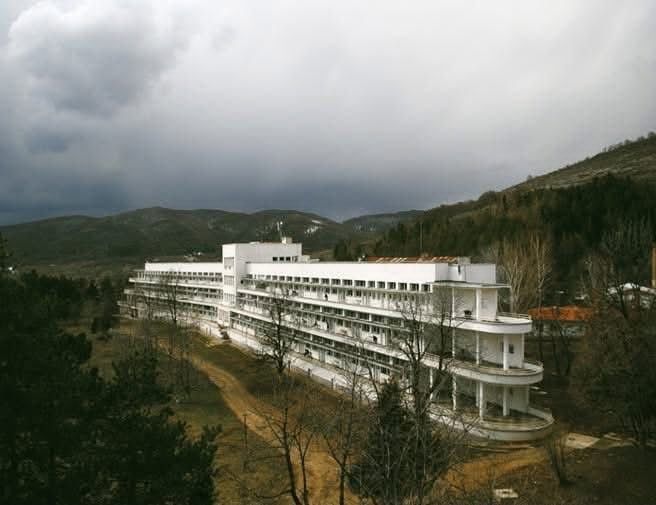 90 de ani de la punerea pietrei de temelie a Sanatoriului TBC Dobrița