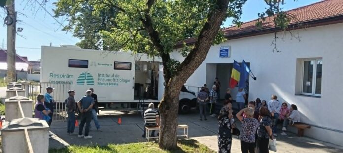Mii de gorjeni au beneficiat de radiografii pulmonare gratuite