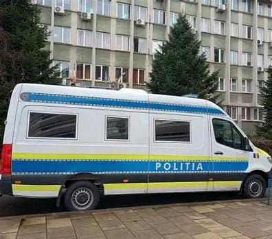 Reținut după ce și-a pălmuit soția