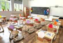 Sindicatele din educație, înainte de noul an școlar: profesori fără catedre și clase trecute la simultan