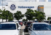 Volkswagen taie. România construiește. Taxe și birocrație