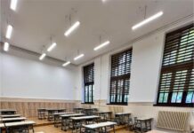 Revin în bănci, în săli de clasă reabilitate