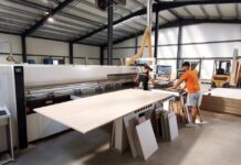 Investiție de peste 6,3 milioane de lei la o firmă din Gorj, prin Programul Tranziție Justă. Hală nouă de producție și showroom