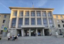 „Brâncuși. Calea spre Lumină” a ajuns la Cluj-Napoca. Expoziția care duce povestea Gorjului mai departe