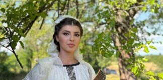 Două premii pentru cursantele Școlii Populare de Arte Târgu Jiu