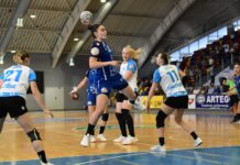 Meci de luptă la Târgu Jiu: gorjencele au ținut pasul cu vicecampioana CSM București timp de 40 de minute, dar au cedat în final, scor 21-30