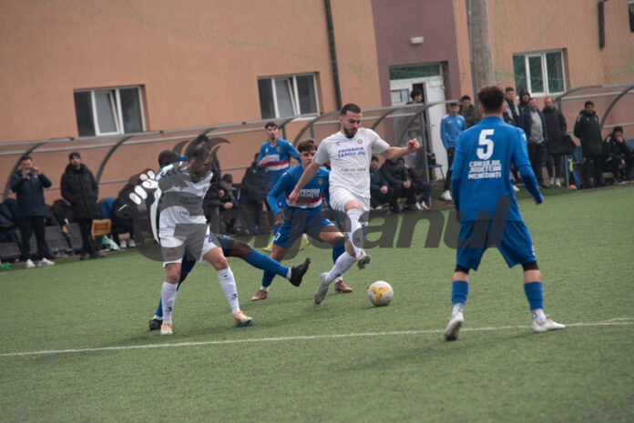 Derby „made in Oltenia” pe stadionul „Constantina Diță”