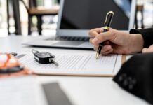 Schimbare importantă pentru cei care cumpără o mașină. Noua obligație care apare în contractul de vânzare-cumpărare