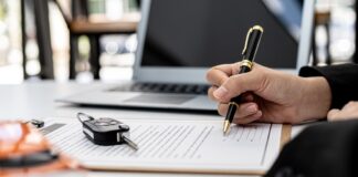 Schimbare importantă pentru cei care cumpără o mașină. Noua obligație care apare în contractul de vânzare-cumpărare
