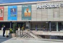 Tur ghidat oferit vizitatorilor de către Doina LEMNY la expoziția ,,Brâncuși și muzele sale”