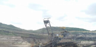 Accident de muncă la Cariera Roșia. Electrician de 52 de ani, ars la mâini și la față după un scurtcircuit