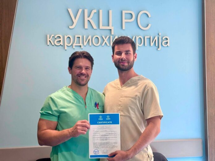 Tânărul student la medicină din Gorj care se specializează în Chirurgie Cardiovasculară. A lucrat cu cei mai buni specialiști din regiune