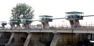Debitul Jiului e scăzut. Apă cu restricții în trei localități din Gorj