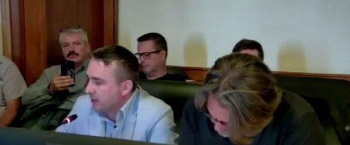 Este INTERZIS timp de un cincinal să se mai modifice legea pensiilor! Proiectul AUR, mort din fașă